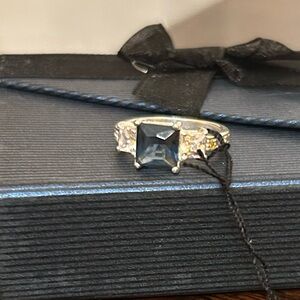 Size 6 925 Marked Silver 3 Stone Ring Blue CZ Center W/Diamond CZs W/Box NWT